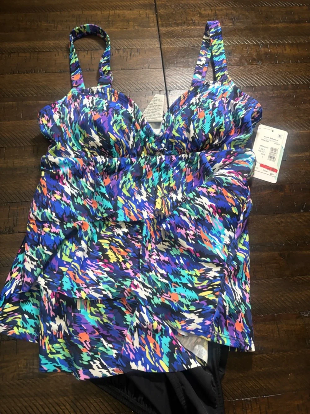 Swim Solutions Multicolor Ruffle Tankini with Black Bottoms Size 8 
#00016 - Picture 5 of 10